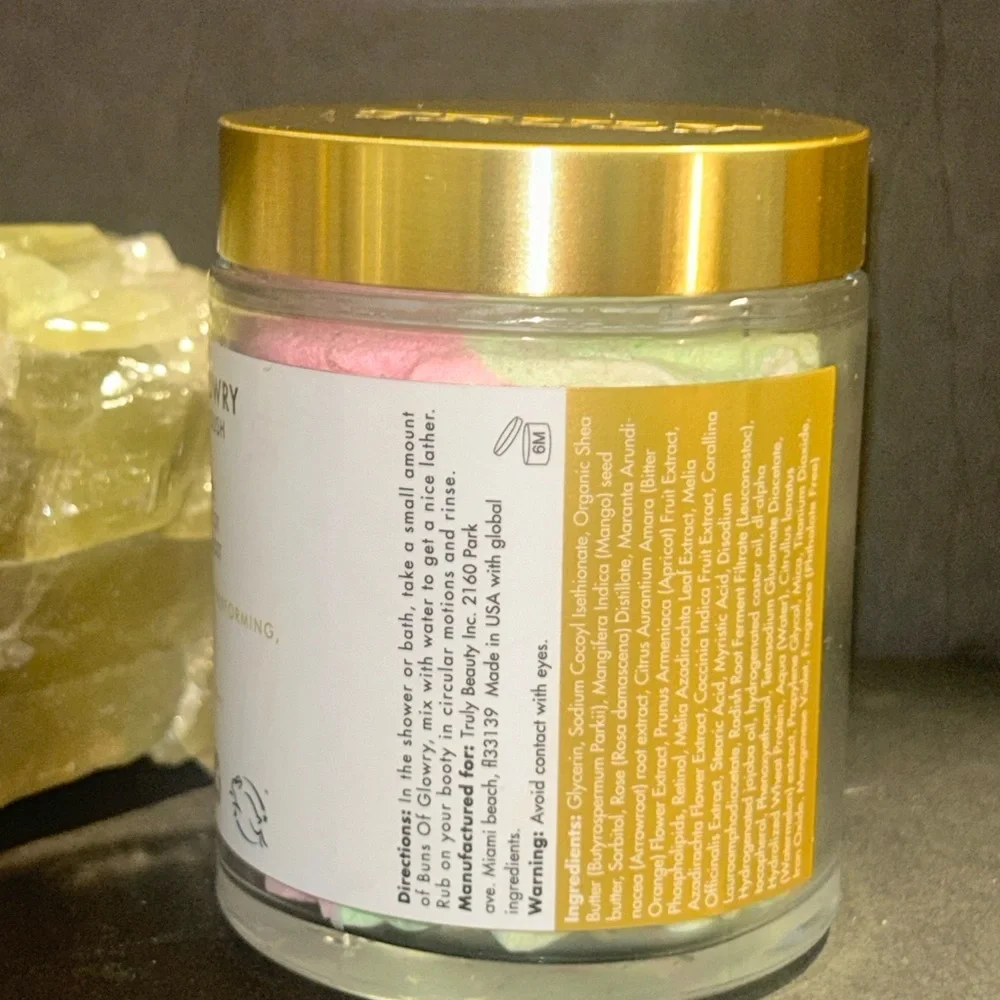 Truly Buns of Glowry Smoothing Butt Polish - Picture 3 of 3